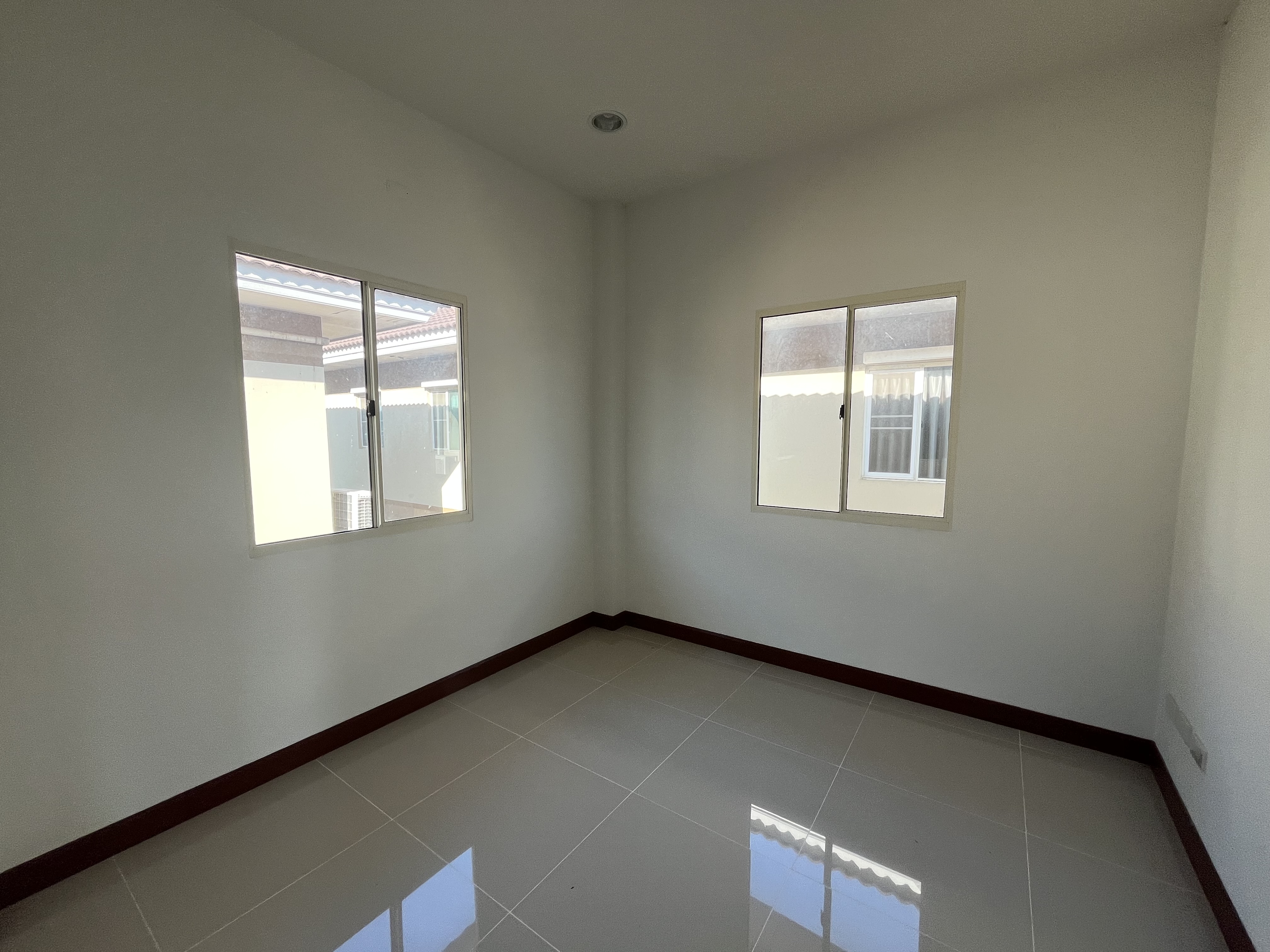 บ้านแฝด โครงการบ้านชีวา ราชบุรี : ปรับปรุงใหม่