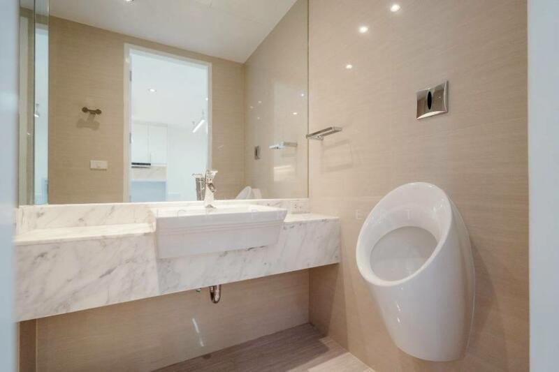 Townhome 3 storey 48 sq.w. Soi Sukhumvit 15, Bangkok