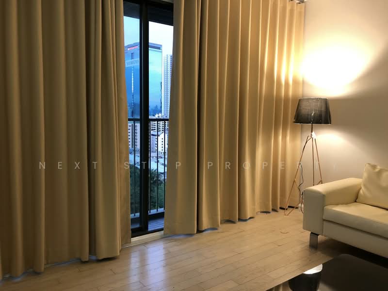 Noble Solo, Bangkok