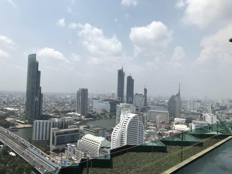 Rhythm Sathorn, bangkok