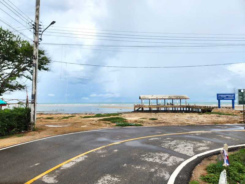 ขาย ที่ดิน 227 ตรว. เห็นทะเล ใกล้ 40 ม. หนองขนาน อ.เมือง เพชรบุรี, Phetchaburi