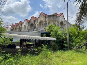 บ้านพักอาศัย 2 ชั้น เมืองยโสธร ยโสธร