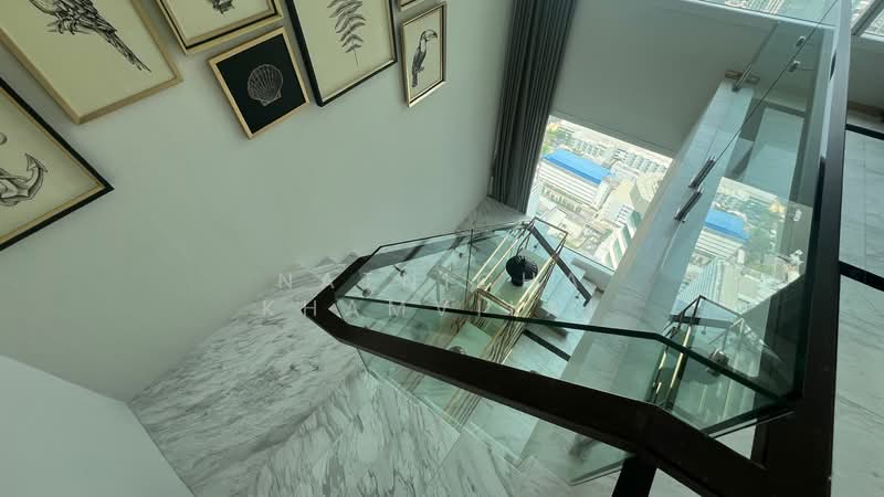 Menam Residences, Bangkok