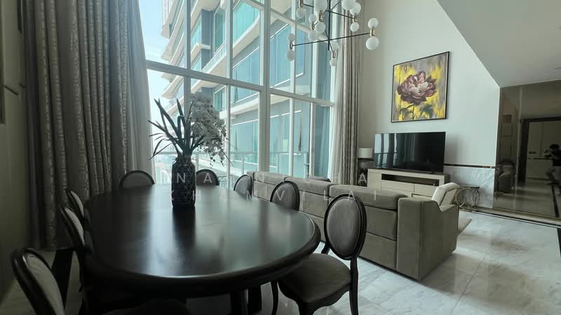 Menam Residences, Bangkok