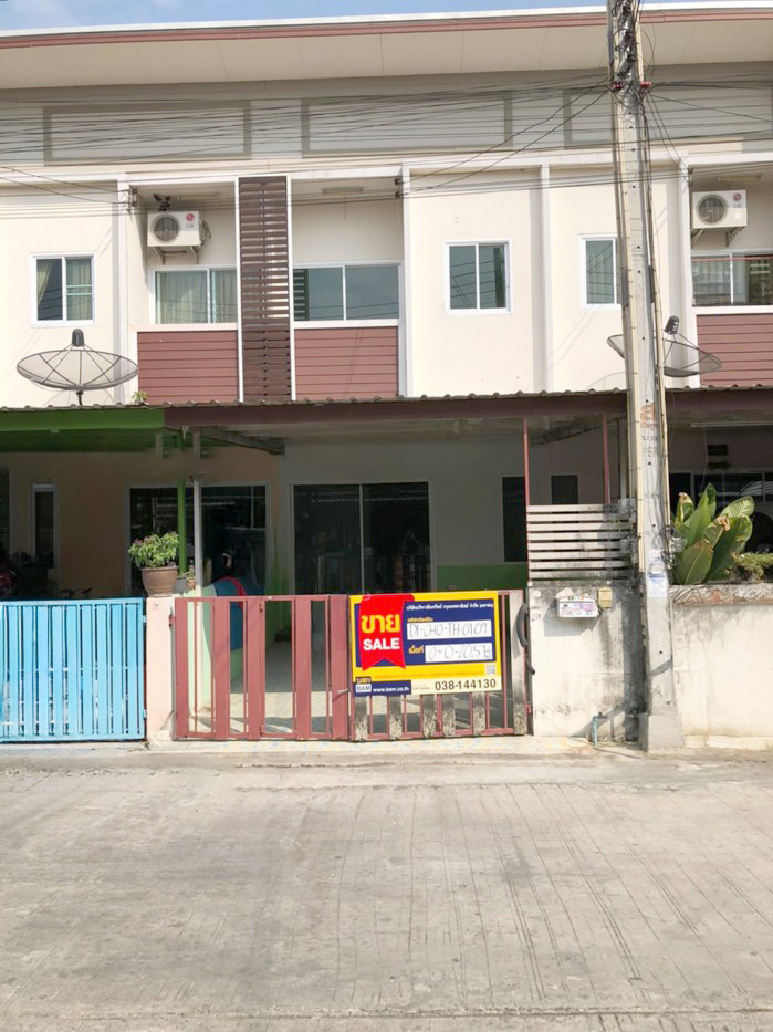 Townhouse project at Petch Thara, Chonburi city