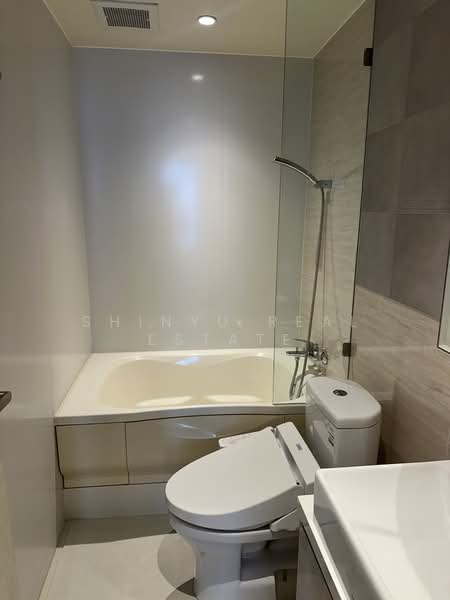 Runesu Thonglor 5, Bangkok