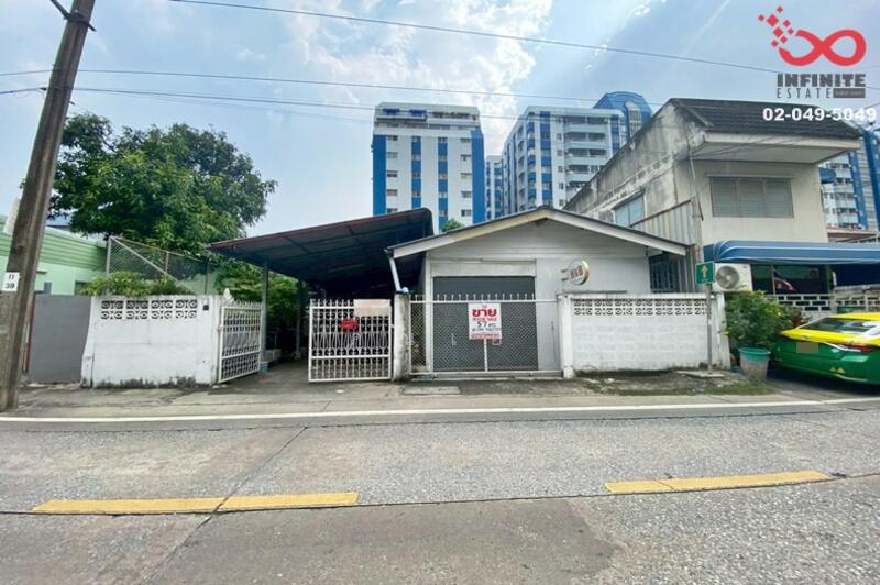 ขายที่ดินพร้อมบ้าน 2ชั้น 57ตรว. ศรีนครินทร์ 38 ใกล้ MRT สายสีเหลือง, Bangkok