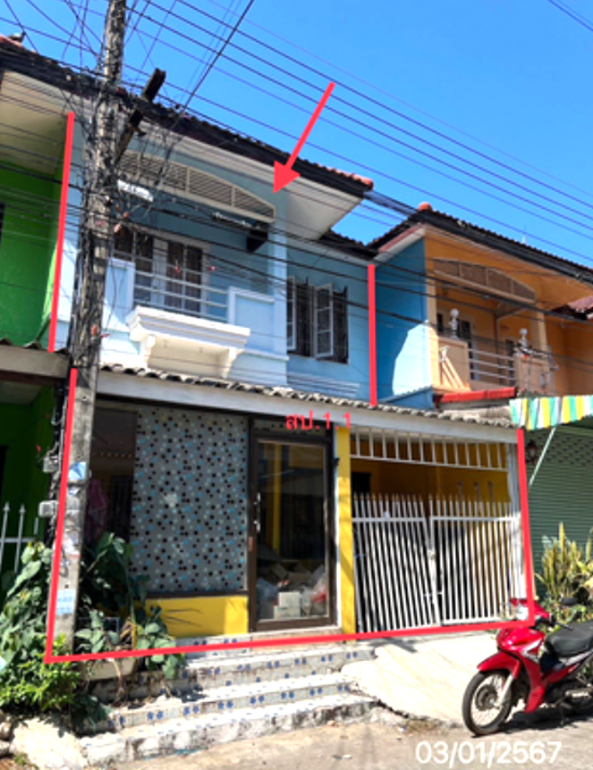 Townhouse Pradithsar 5 Danchai Pathum Thani