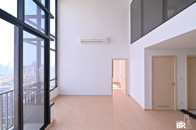 Maru Ekkamai 2, Bangkok
