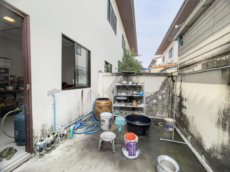 ทาวน์โฮม 2 ชั้น หมู่บ้าน ออมธนา บางบัวทอง - ไทรน้อย, Nonthaburi
