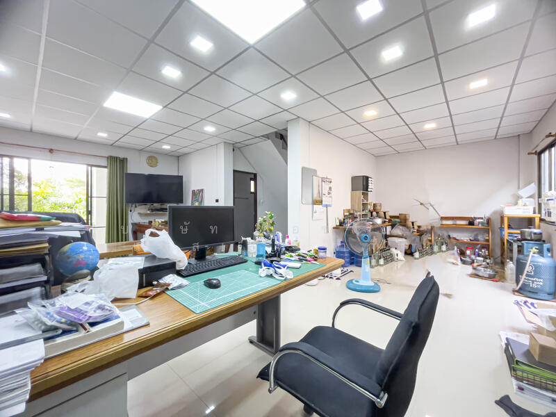 ทาวน์โฮม 2 ชั้น หมู่บ้าน ออมธนา บางบัวทอง - ไทรน้อย, Nonthaburi