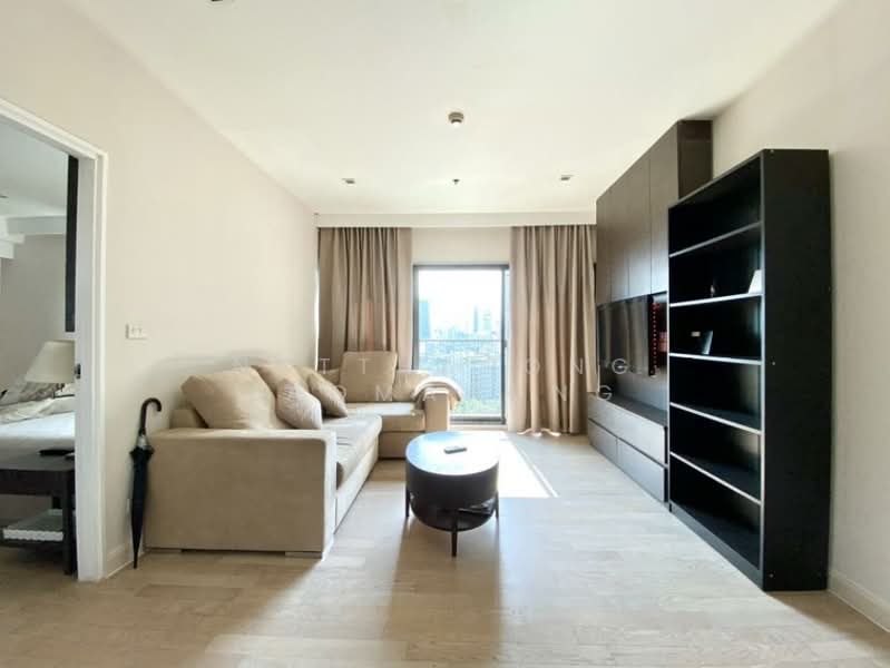 Noble Remix, Bangkok