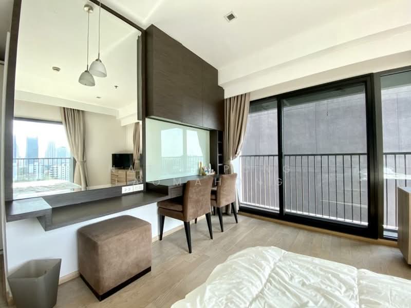 Noble Remix, Bangkok