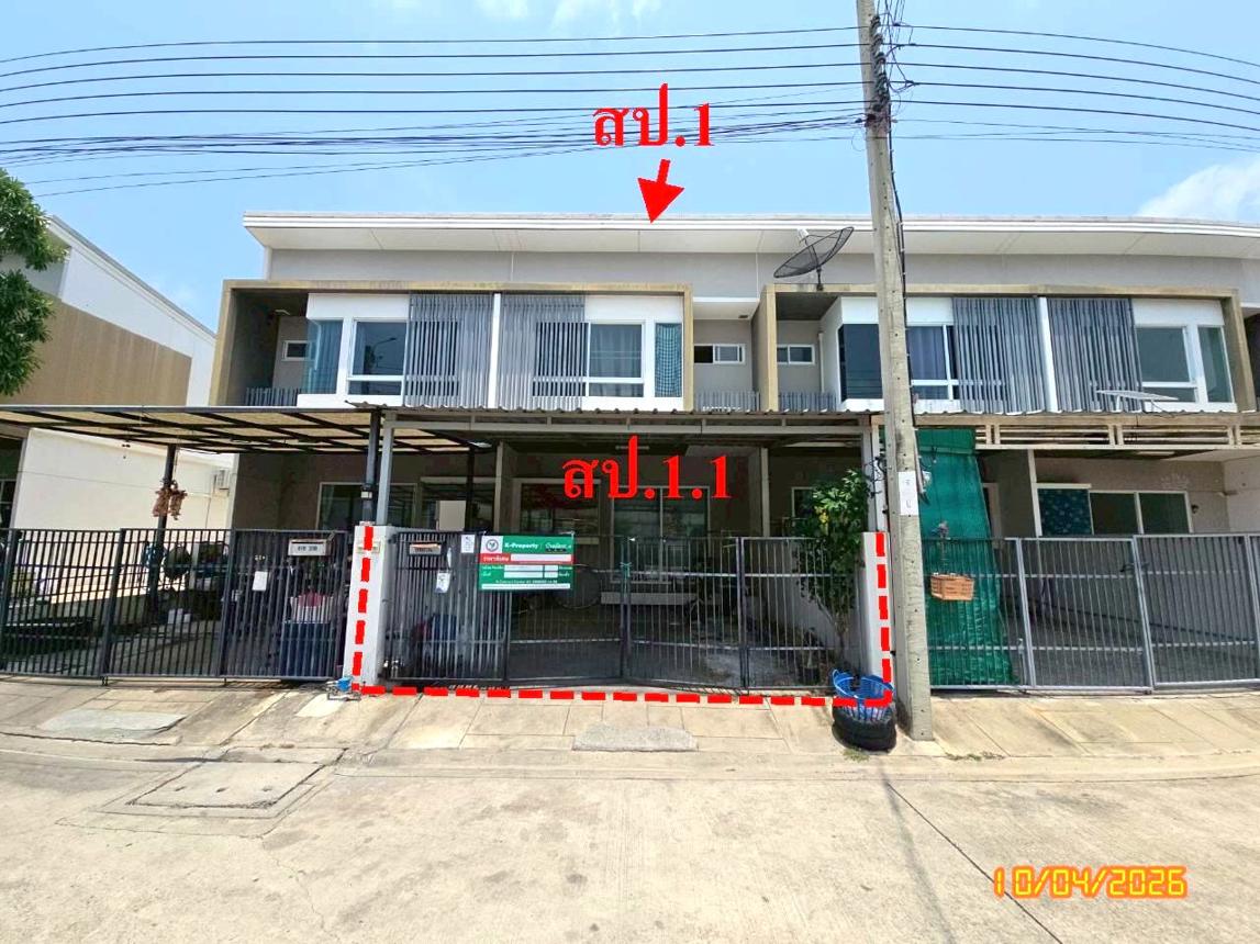 Independent Townhouse for Sale in Pracha Uthit 90 (2) Road, Phra Samut Chedi, Samut Prakan