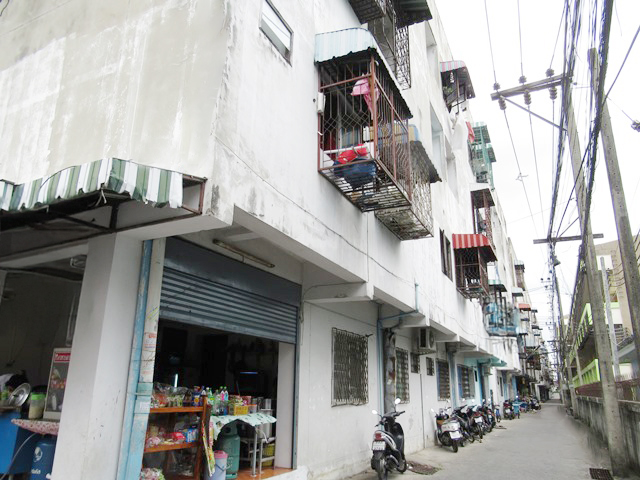 คอนโดมิเนียม โครงการแฟลตสะพานใหม่ บางเขน