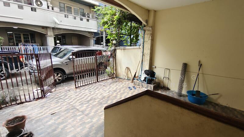 For sale Townhouse 21 sq.w. Baan Sukhaprachasan 3 Soi 26, Nonthaburi