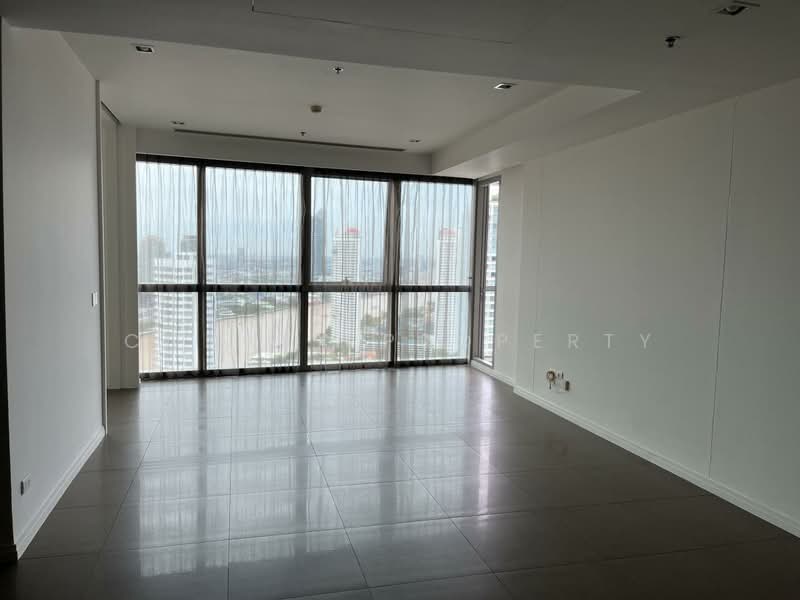 The River by Raimon Land, Bangkok