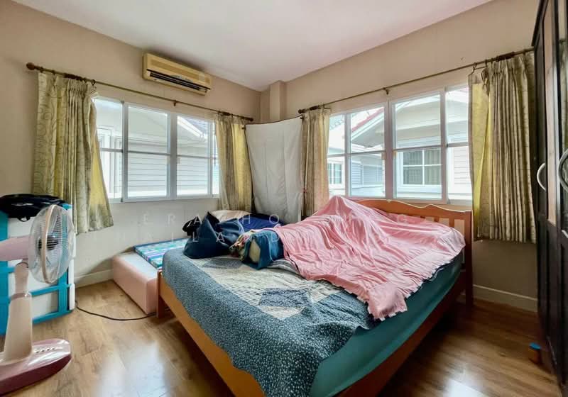 Baan Lert Ubon 2 Watcharaphon, Bangkok