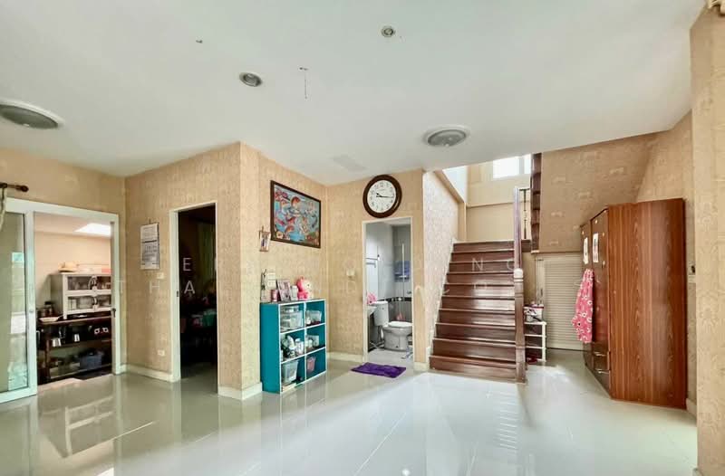 Baan Lert Ubon 2 Watcharaphon, Bangkok