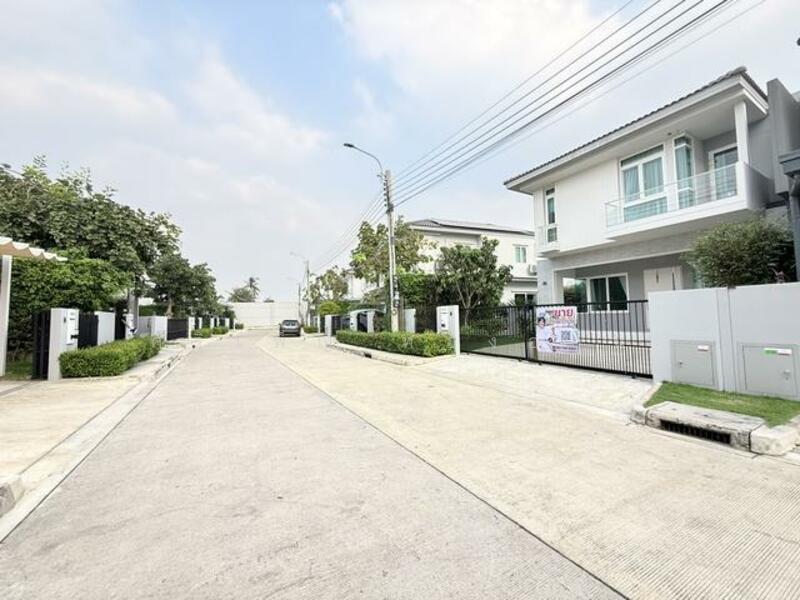 inizio 4 ปิ่นเกล้า วงแหวน, Nonthaburi