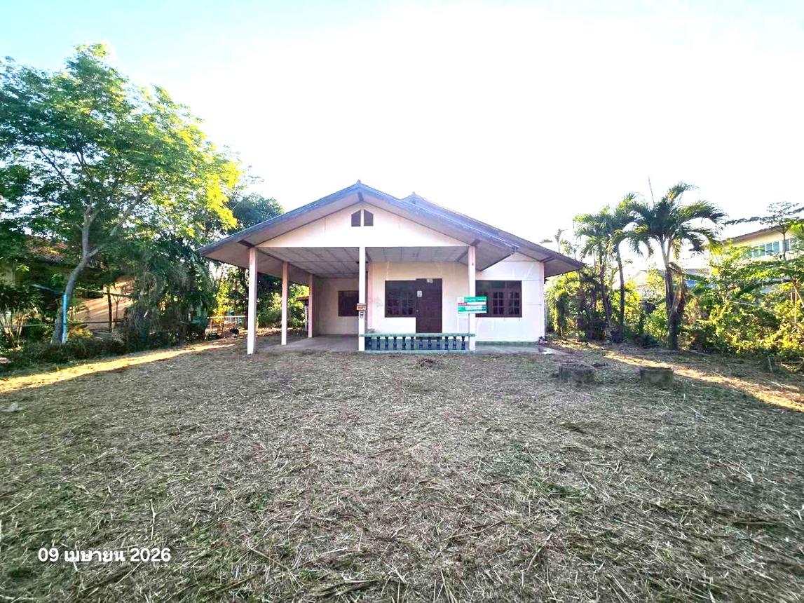 Single House in Si Nakharin, Sukhothai Province