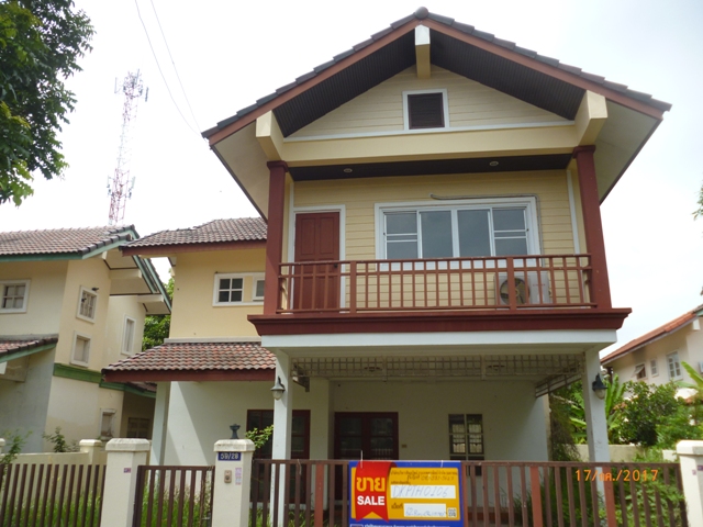 Single-family detached house