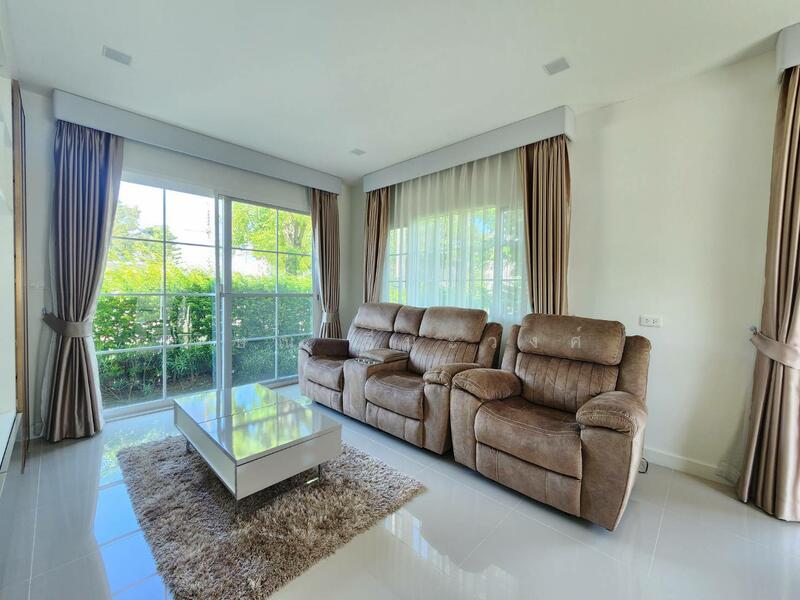 บ้านเดี่ยว โครงการนีโอ โฮม อ่างศิลา-สุขุมวิท เมืองชลบุรี, Chon Buri (Pattaya)