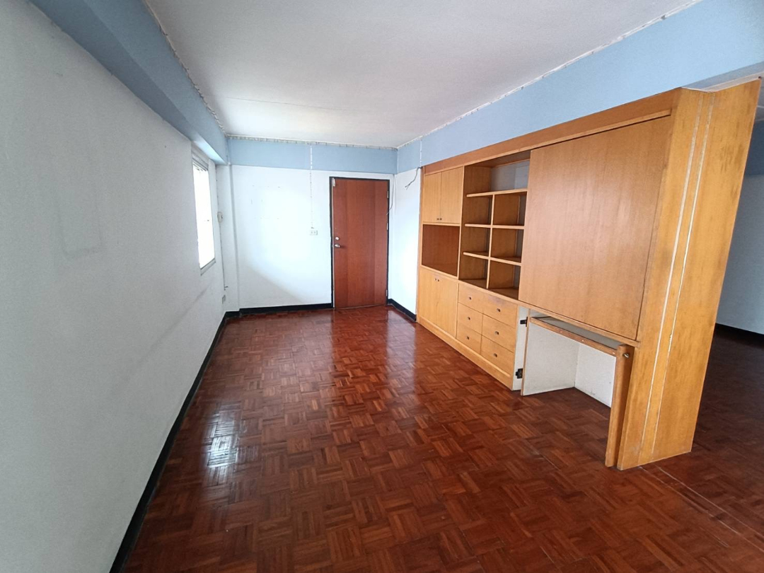 Chokchai Panchasap Condo