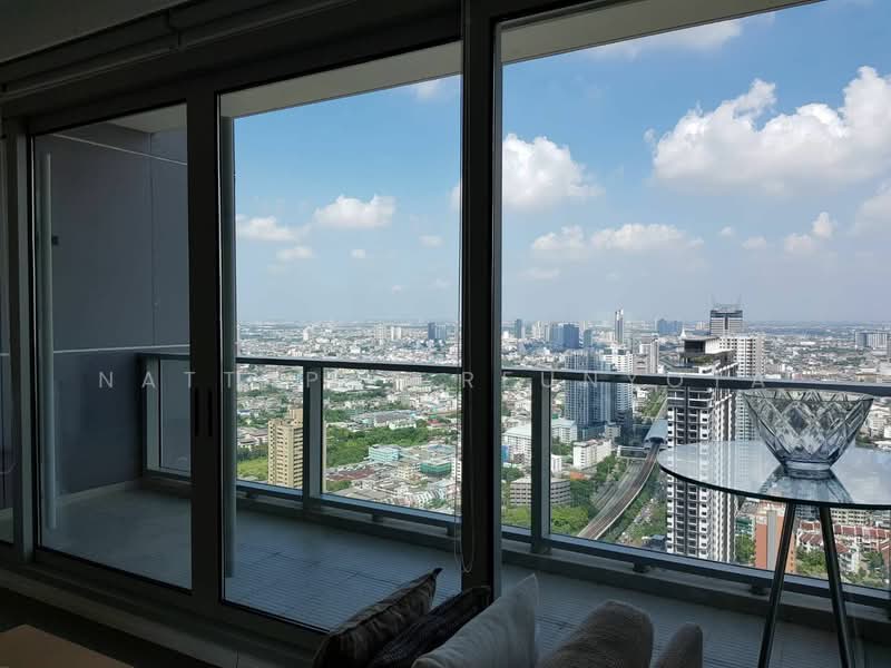 The River by Raimon Land, Bangkok