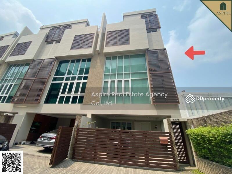 เดอะ พาร์ค เลน 12, Bangkok