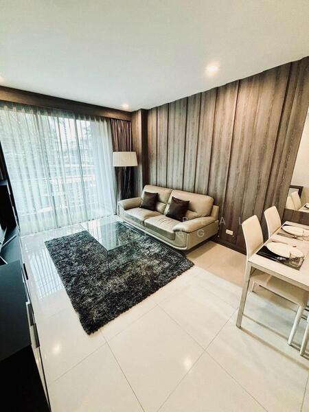 Trapezo Sukhumvit 16, Bangkok