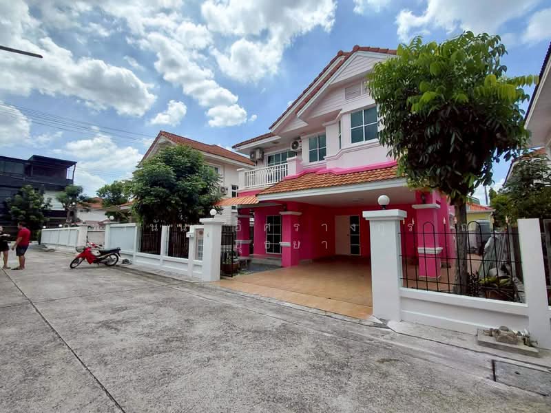 บ้านธงชัย พาร์ควิลล์ ตำบลประชาธิปัตย์ อำเภอธัญบุรี จังหวัดปทุมธานี, Pathum Thani