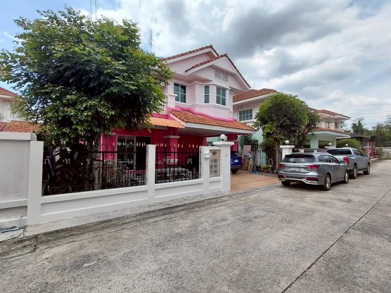 บ้านธงชัย พาร์ควิลล์ ตำบลประชาธิปัตย์ อำเภอธัญบุรี จังหวัดปทุมธานี, Pathum Thani