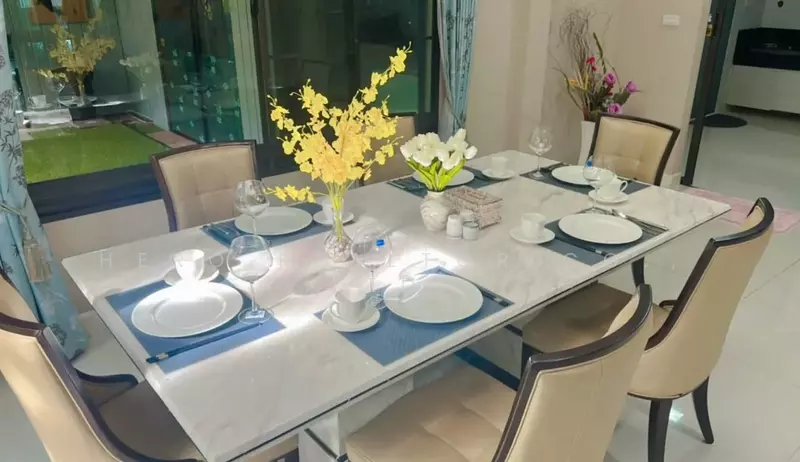 For Rent Bangkok House Mantana Rama 9-Srinakarin Bangkapi BRE26218, Bangkok