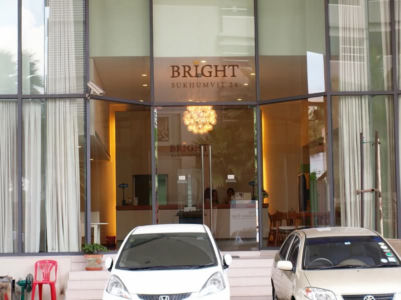 Bright Sukhumvit 24, Bangkok