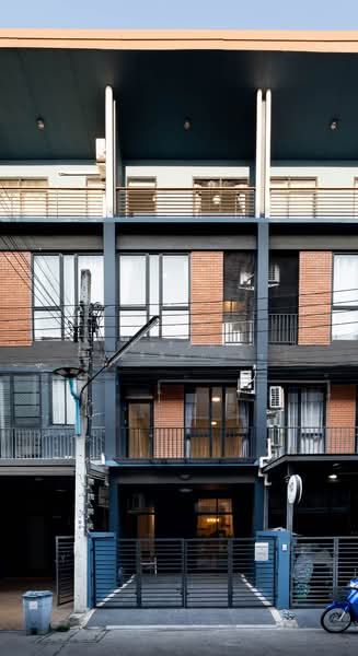 Haus 35 Chaengwattana, Nonthaburi