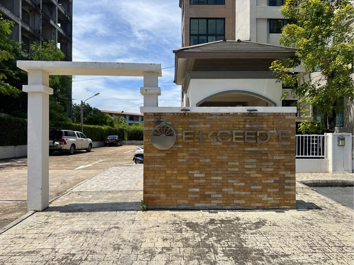 Condominium Xceed Thung Khrad Condominium F Bang Lamung Chonburi