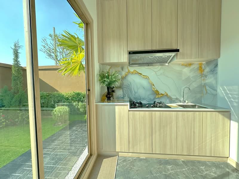 Luxury Pool Villa for Sale Thung Klom Tan Man, Chon Buri (Pattaya)