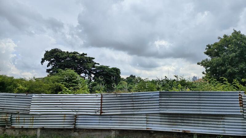 Land for sale, 4 rai, Soi Petchkasem 3, Yaek 5, Wat Tha Phra, Bangkok Yai, Bangkok., Bangkok