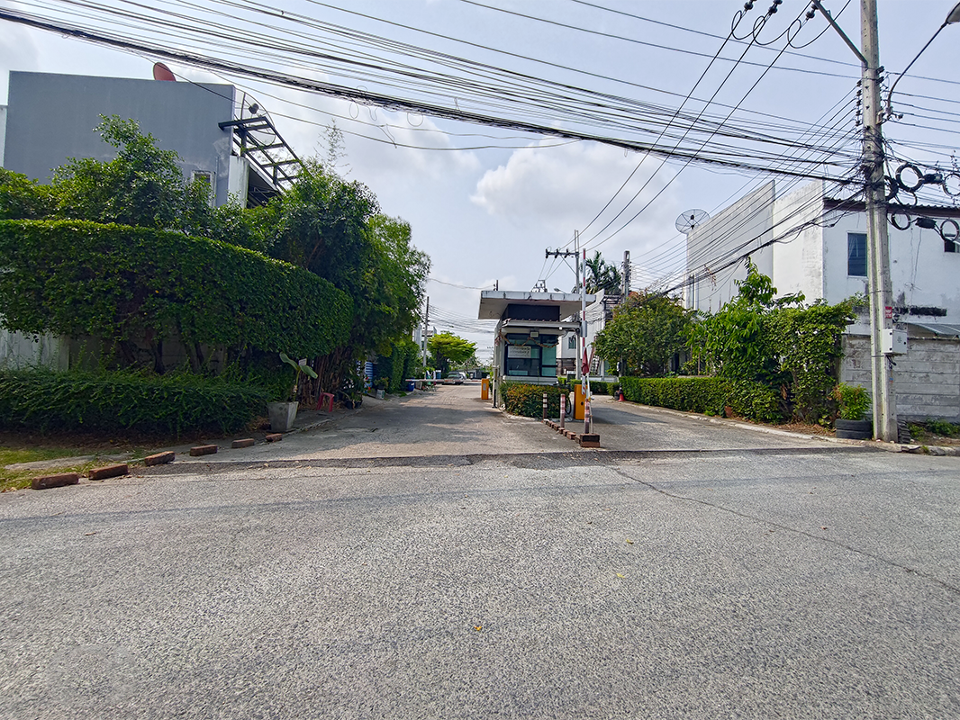 ทาวน์เฮ้าส์ โครงการอารียา เดอะคัลเลอร์ ติวานนท์ เฟส 2 ปากเกร็ด