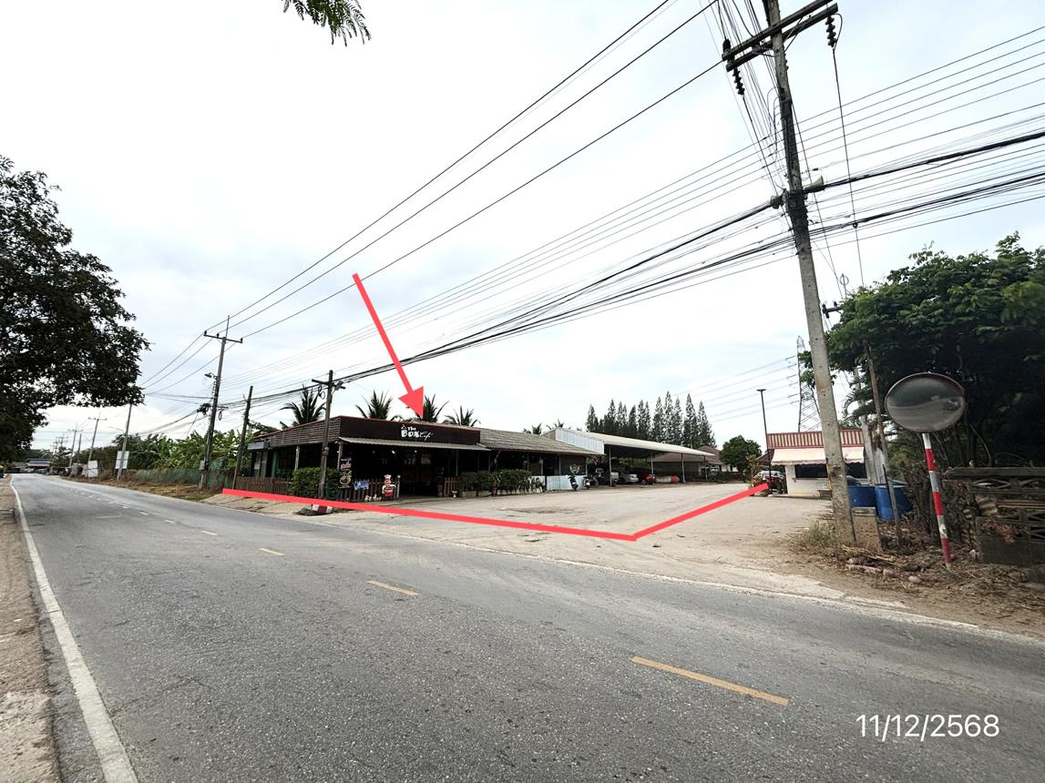 Single-Family Home in Damnoen Saduak, Ratchaburi