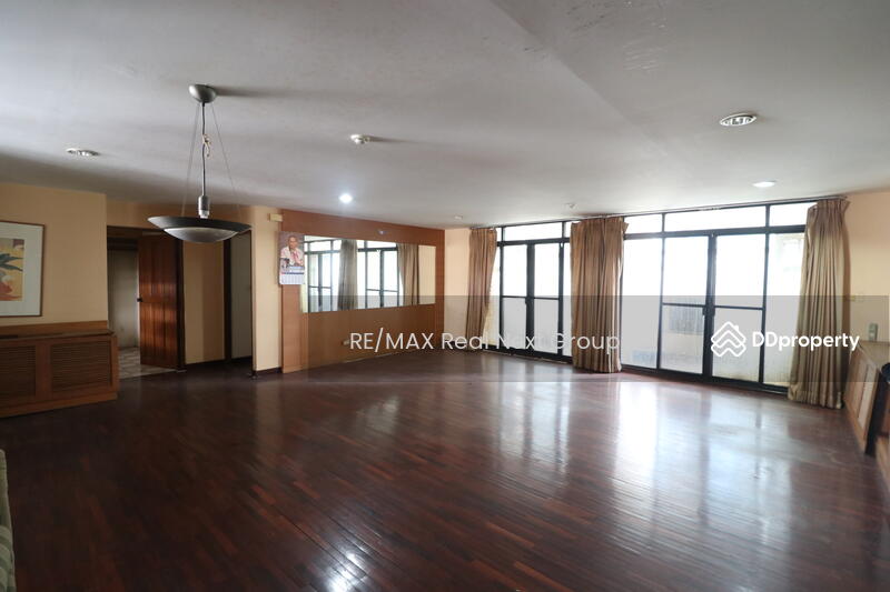 Baan Chan Condominium, Bangkok
