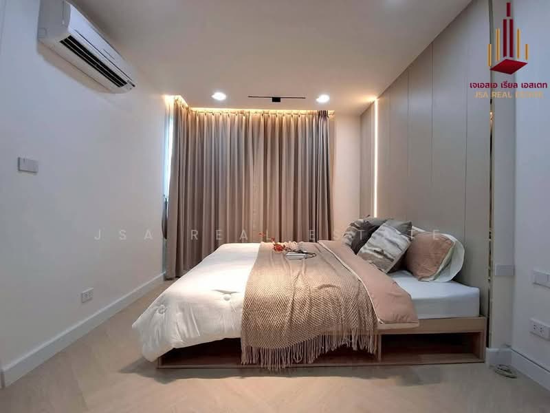 The Clover Thonglor Residence, Bangkok