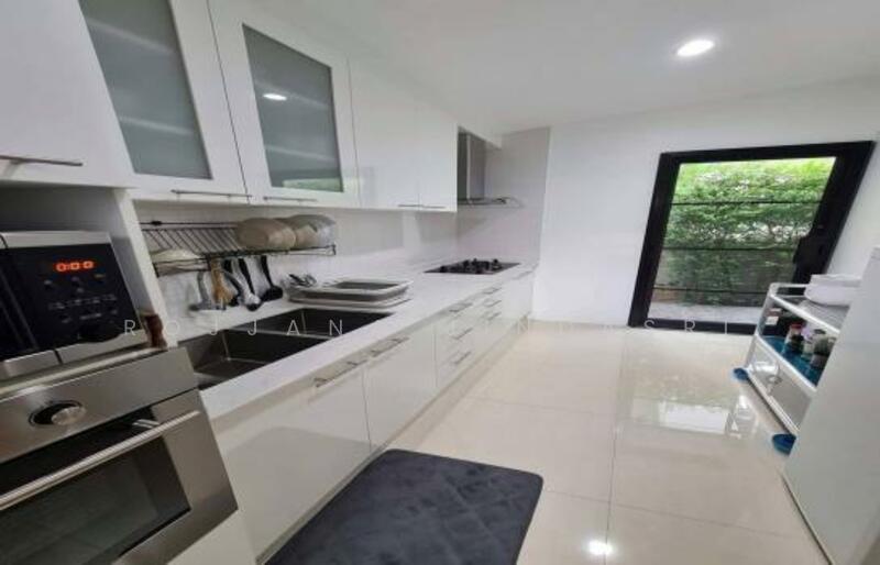 4-Bedroom House, Bangkok