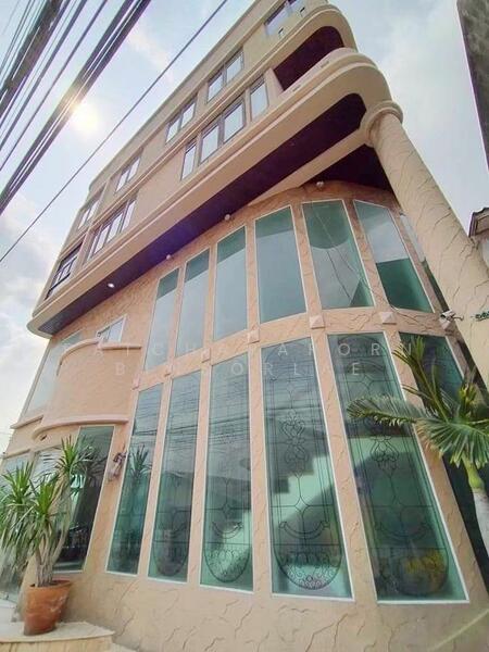 4-BR House, Bangkok