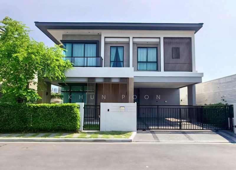 Bangkok Boulevard Bangna KM.5, Samut Prakan