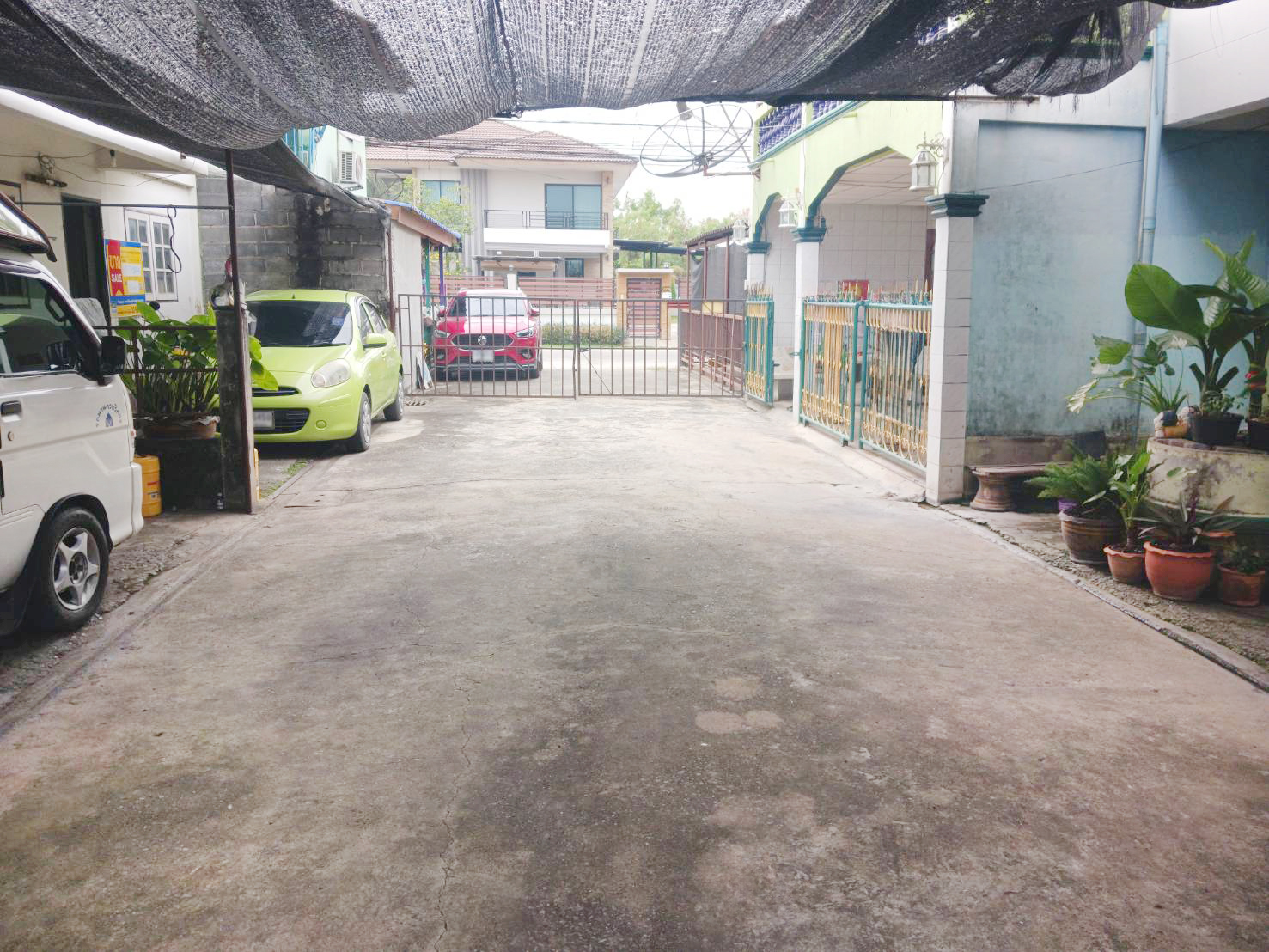 ทาวน์เฮ้าส์ โครงการบ้านอยู่สบาย เฟส 2 คลองหนึ่ง