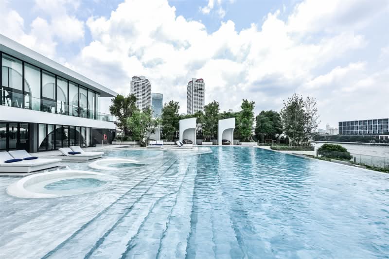 Chapter Charoennakhon–Riverside, Bangkok