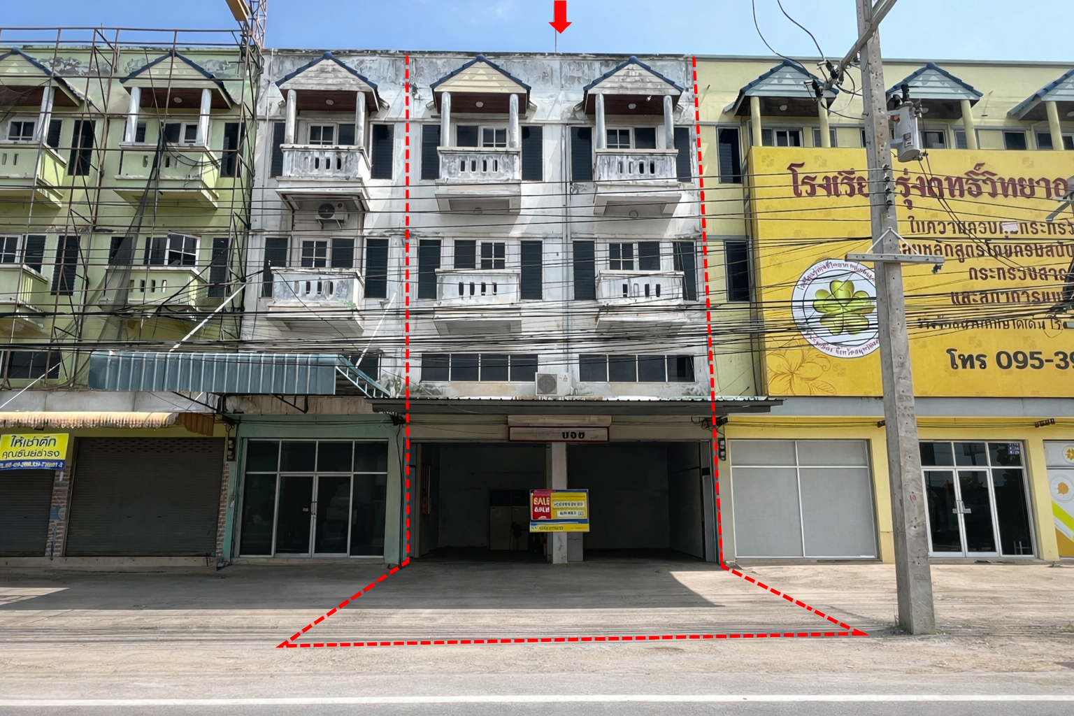 บ้านพักอาศัย พาณิชย์ 3 ชั้น 2 คูหา ยาว 5.5 เมตร ติดแม่น้ำแม่กลอง จังหวัดสมุทรสงคราม