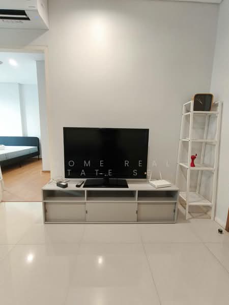 Villa Asoke, Bangkok